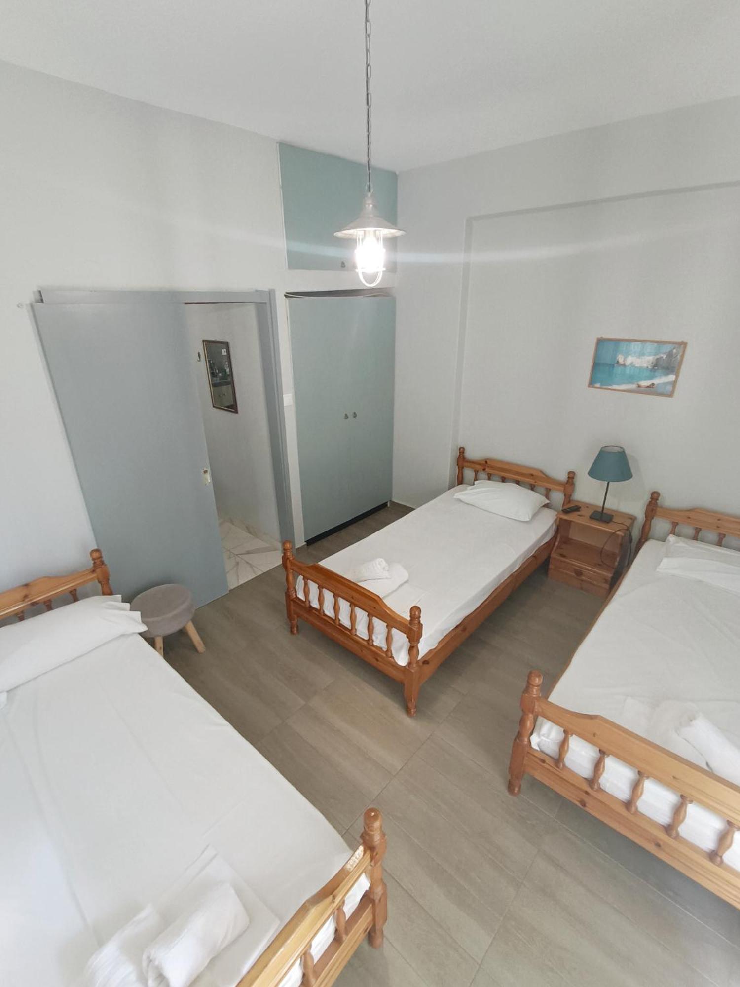 Deluxe Seaside Apartment Konstantinidis Неа Потидея Екстериор снимка